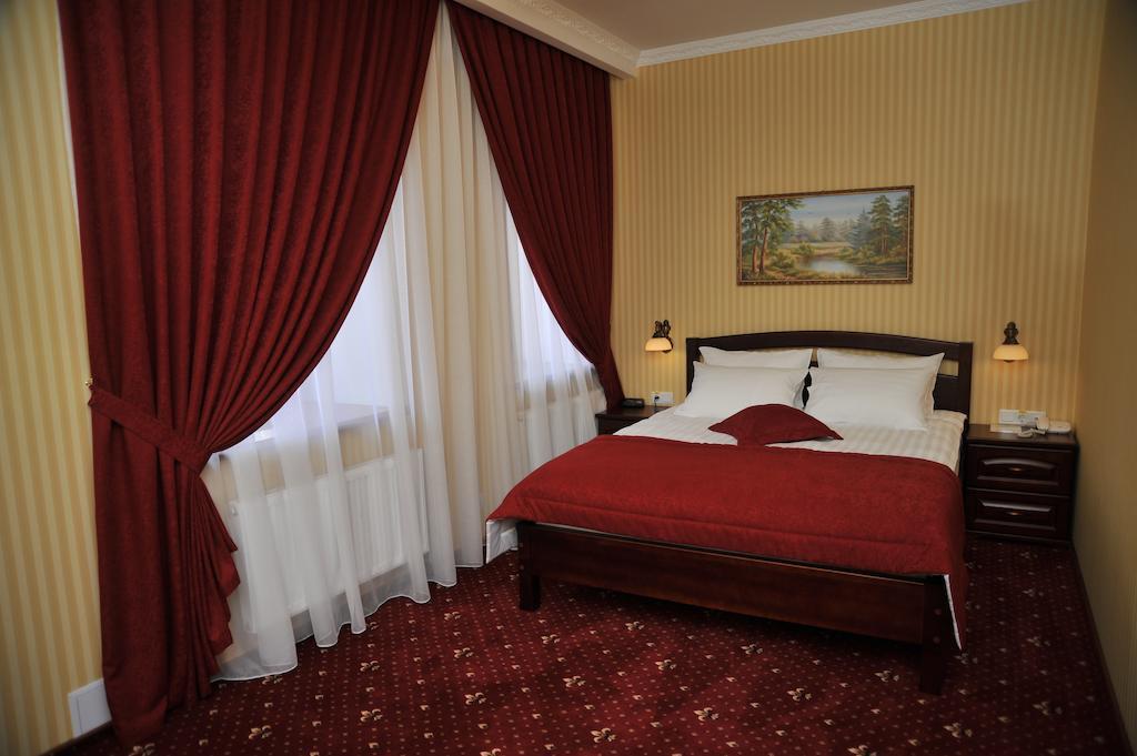 Slava Hotel Zaporizhia Oda fotoğraf