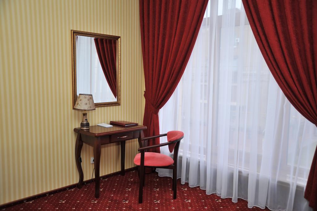Slava Hotel Zaporizhia Oda fotoğraf