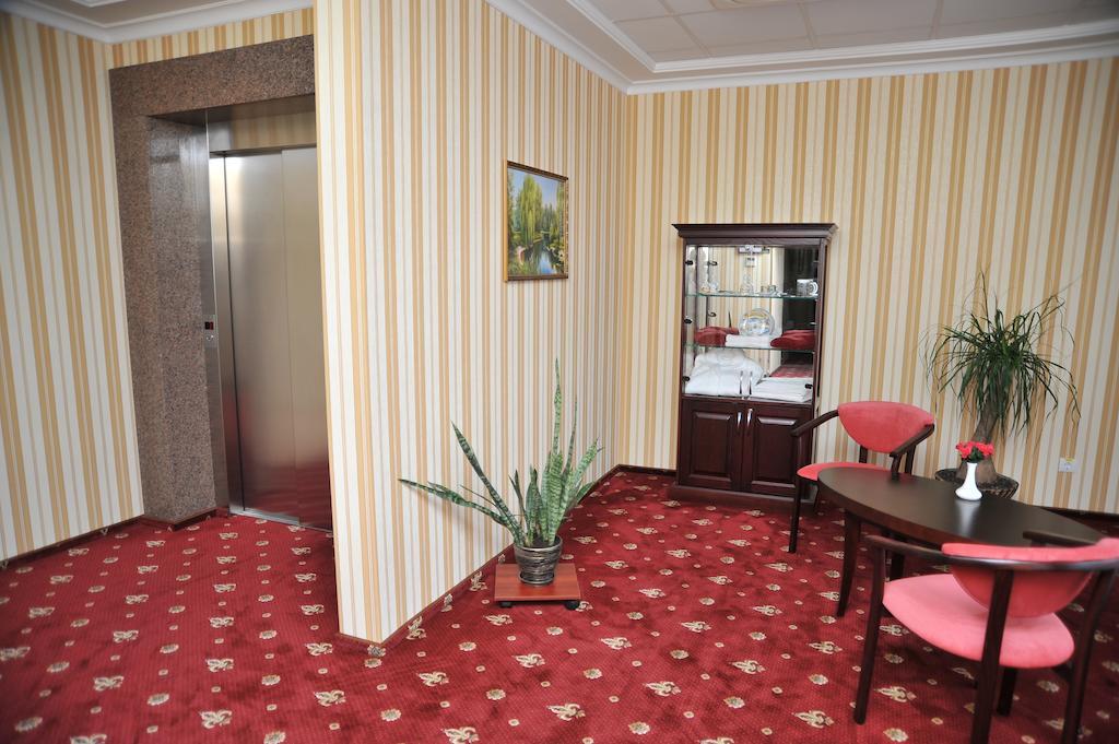 Slava Hotel Zaporizhia Dış mekan fotoğraf