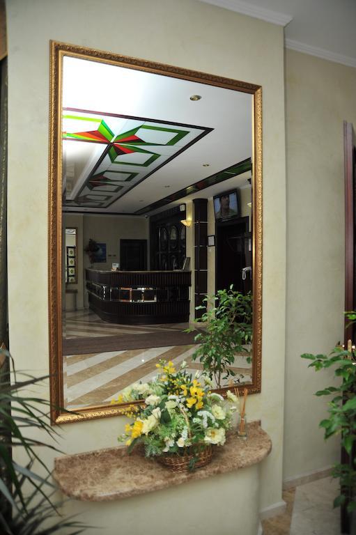 Slava Hotel Zaporizhia Dış mekan fotoğraf