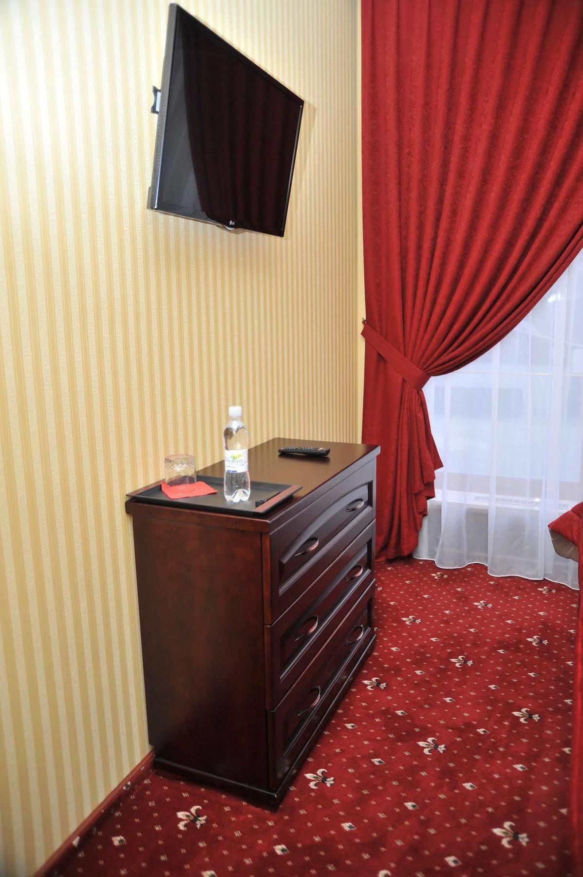 Slava Hotel Zaporizhia Dış mekan fotoğraf