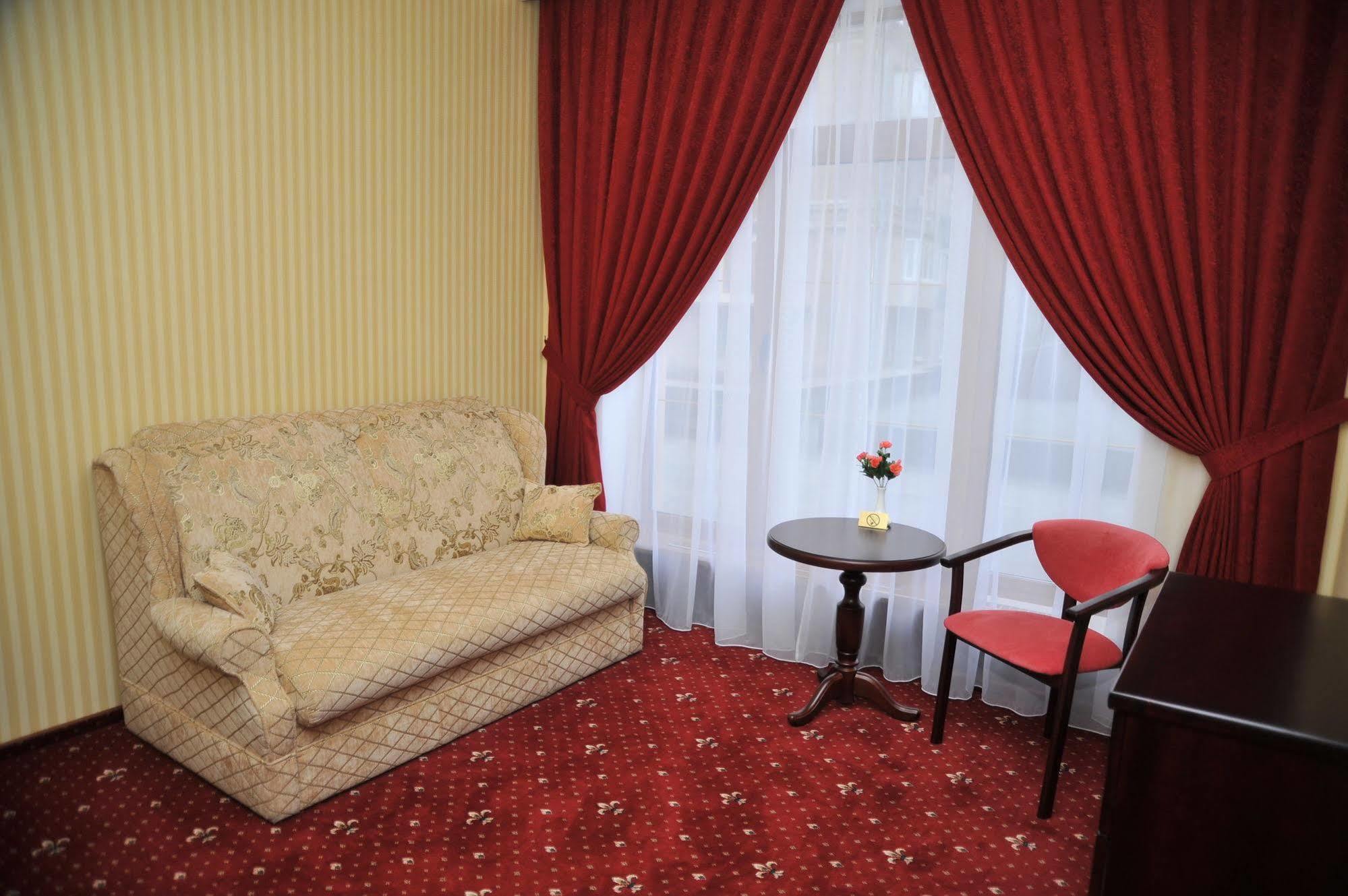Slava Hotel Zaporizhia Dış mekan fotoğraf