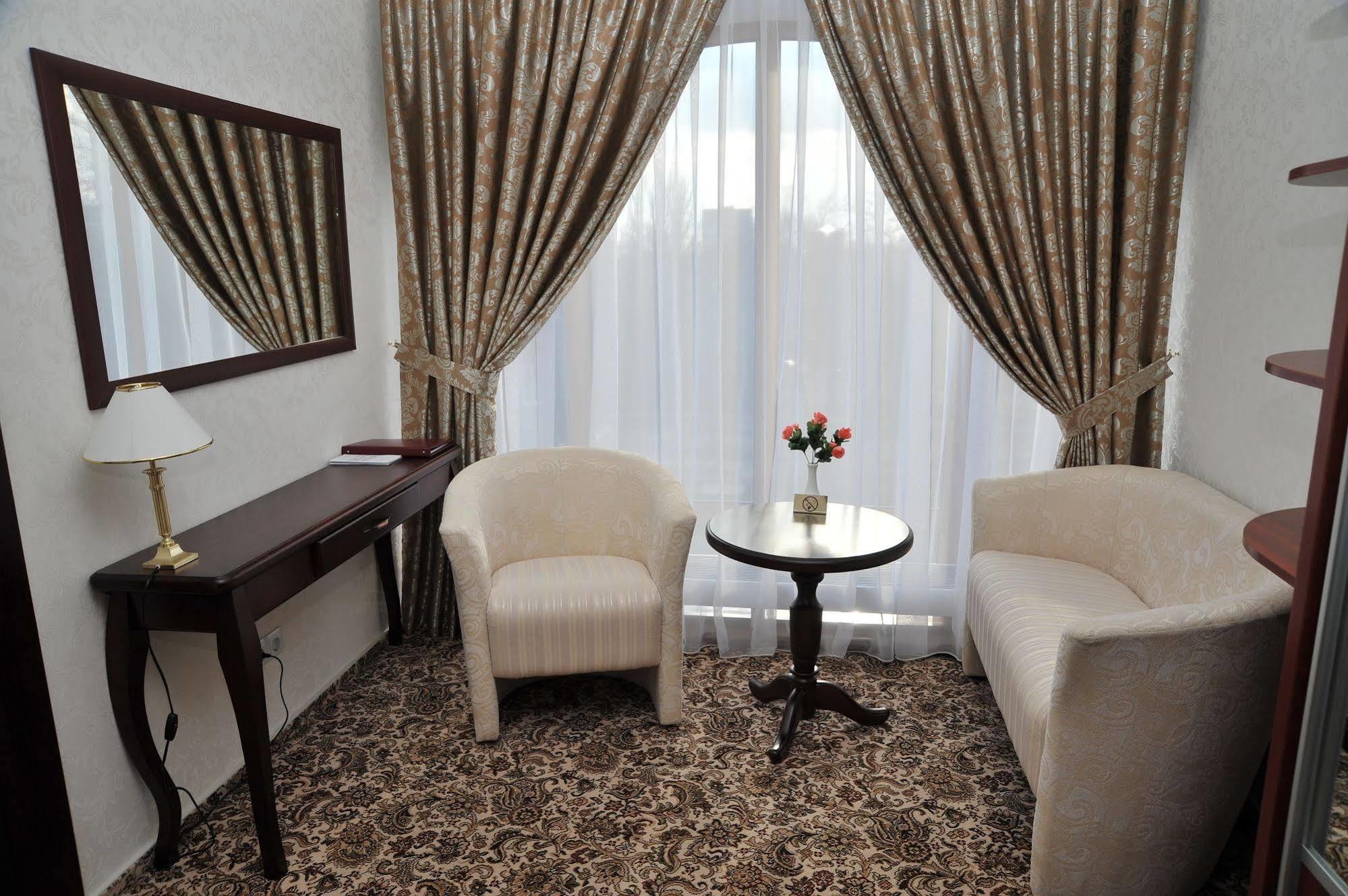 Slava Hotel Zaporizhia Dış mekan fotoğraf