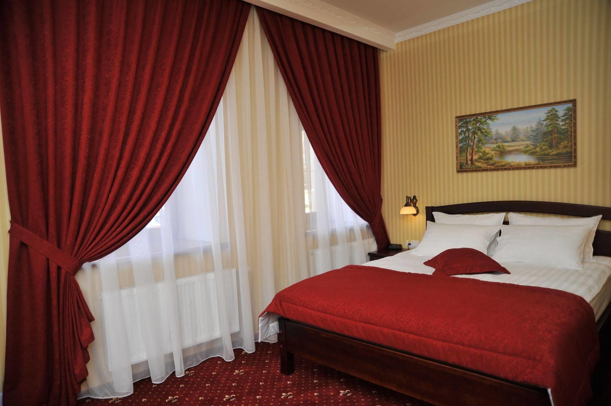 Slava Hotel Zaporizhia Dış mekan fotoğraf