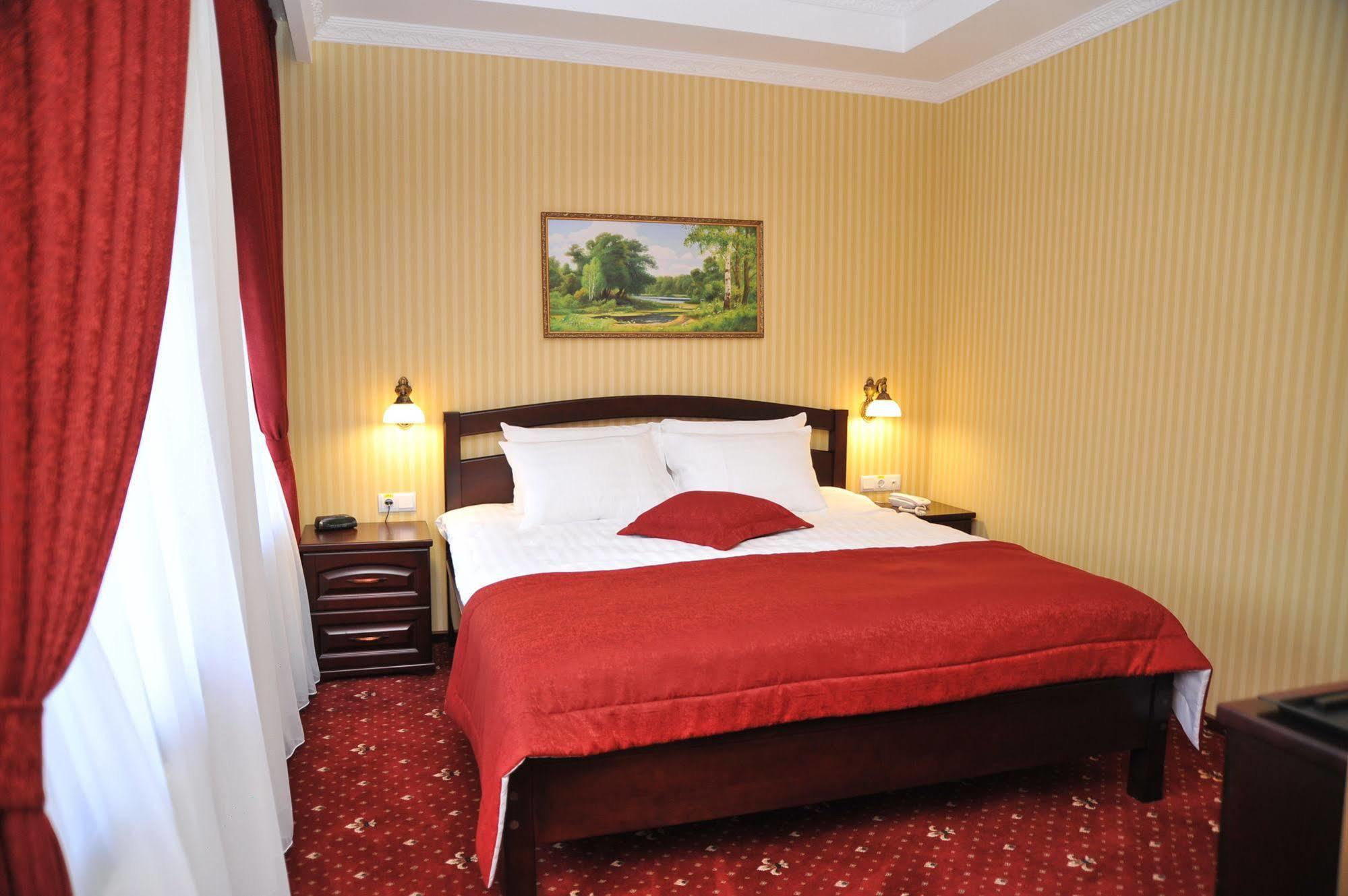Slava Hotel Zaporizhia Dış mekan fotoğraf